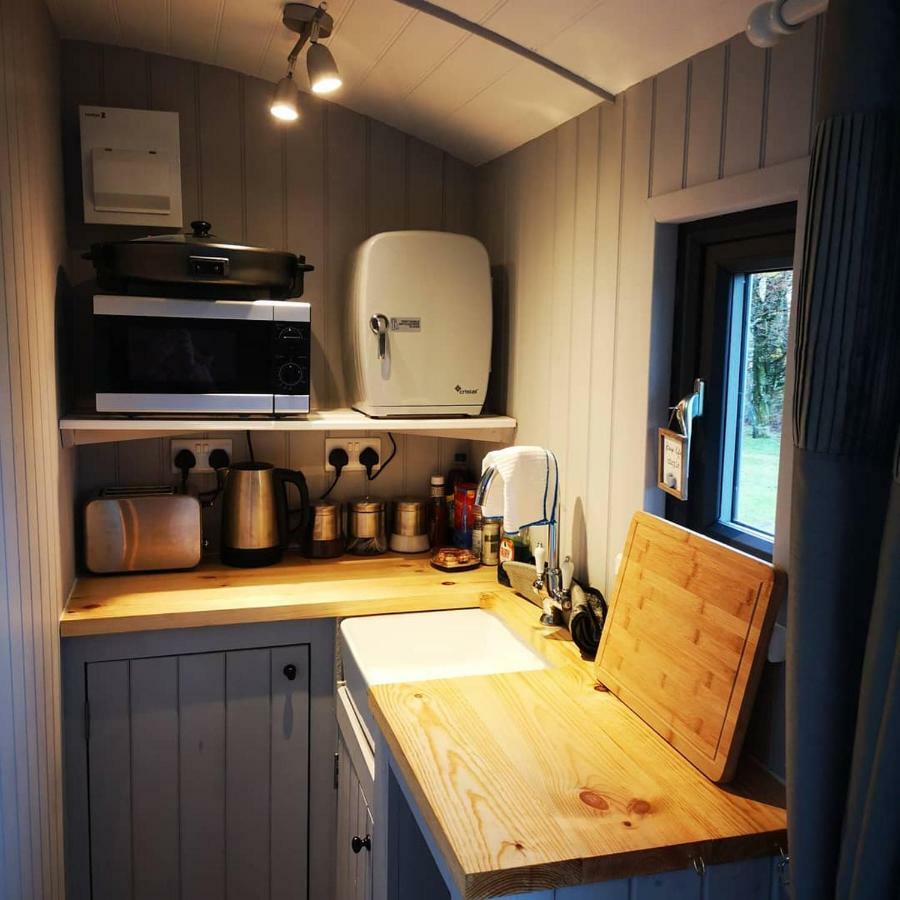 Pen-Rhos Luxury Glamping "Cuckoo'S Nest" Villa Llandrindod Wells Exterior foto