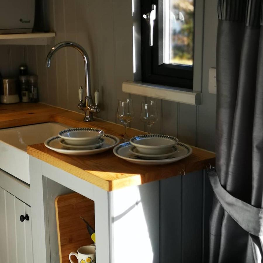 Pen-Rhos Luxury Glamping "Cuckoo'S Nest" Villa Llandrindod Wells Exterior foto